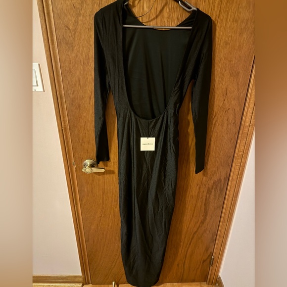 SUPERDOWN Black Dress -small - Picture 2 of 3